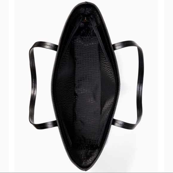 💝s DAY SALE💝KATE SPADE Seton Drive Karla Tote - Picture 5 of 5